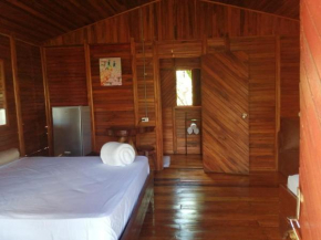 Cabañas Los Laguitos Rio Celeste